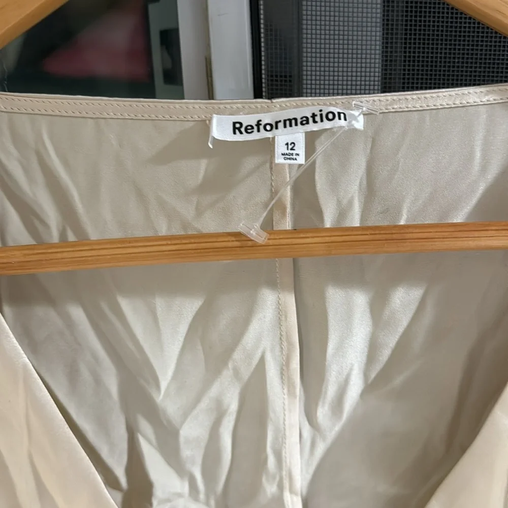 Reformation Champagne Satin V-Neck Cropped Blouse